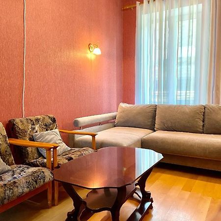 В Центре オデッサ エクステリア 写真